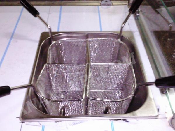 Bardakta Makarna Standı