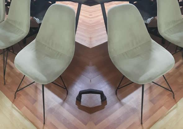 Bej Neta Demir Ayaklı Sandalye