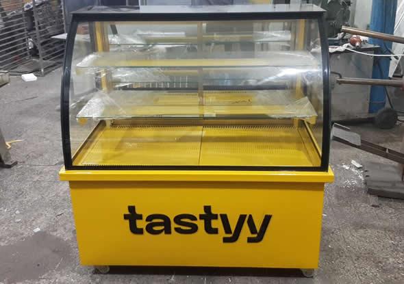 Bombe Camlı Pasta Dolabı