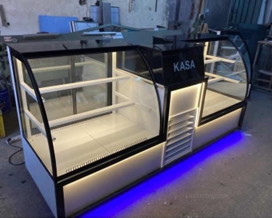 Kuru Yaş Pasta & Tatlı Dolabı