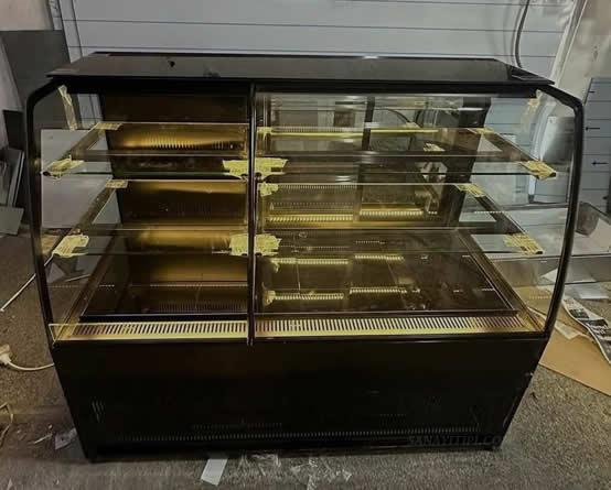 Pasta Şişe Dolabı