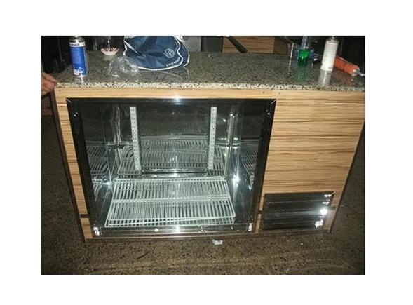 Takoz Tipi Mermerli Vitrinli Buzdolabı